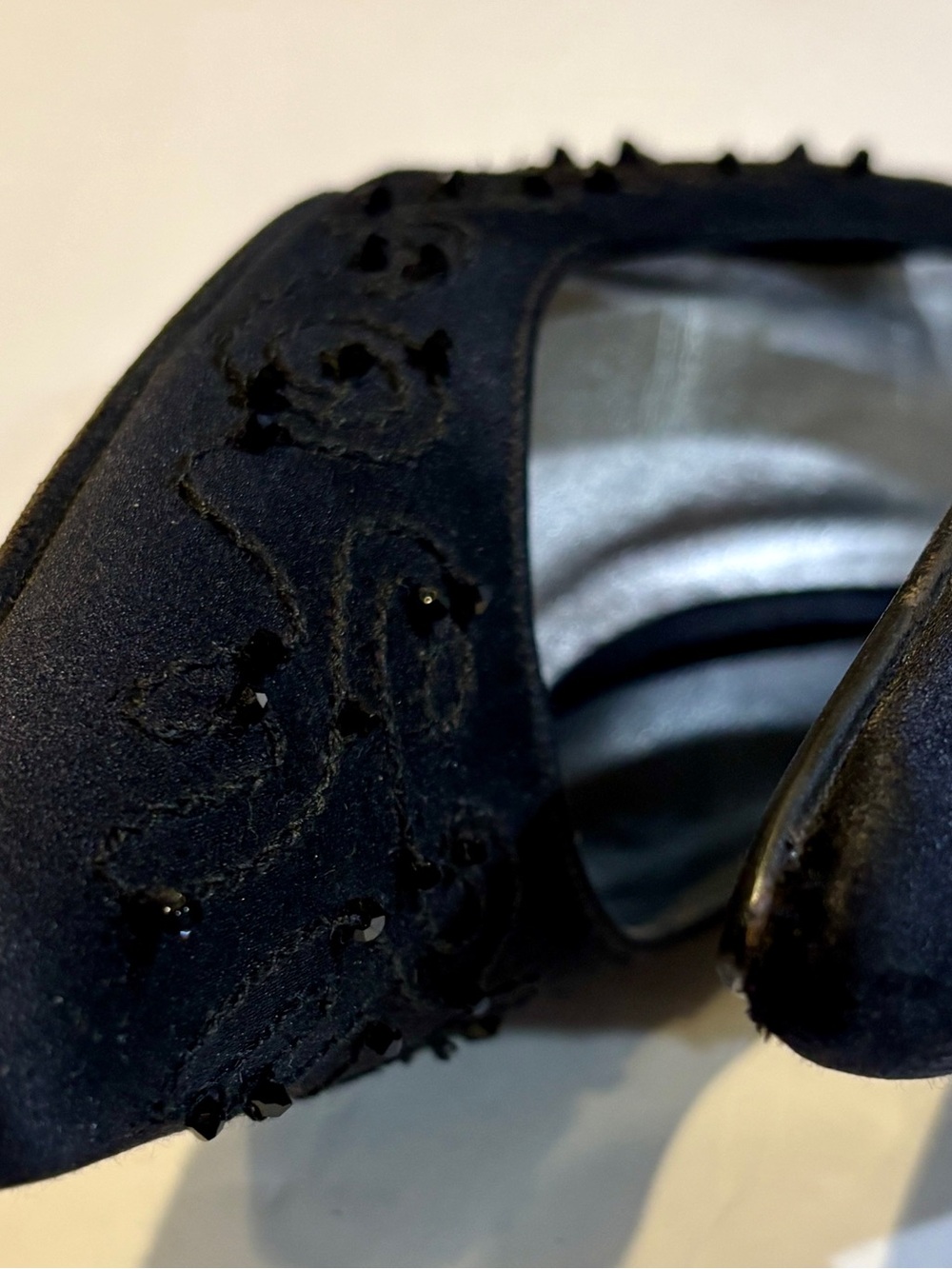 Stuart Weitzman Black Beaded Pointed Slingback Evening Classic Heels 7N - Picture 9 of 10